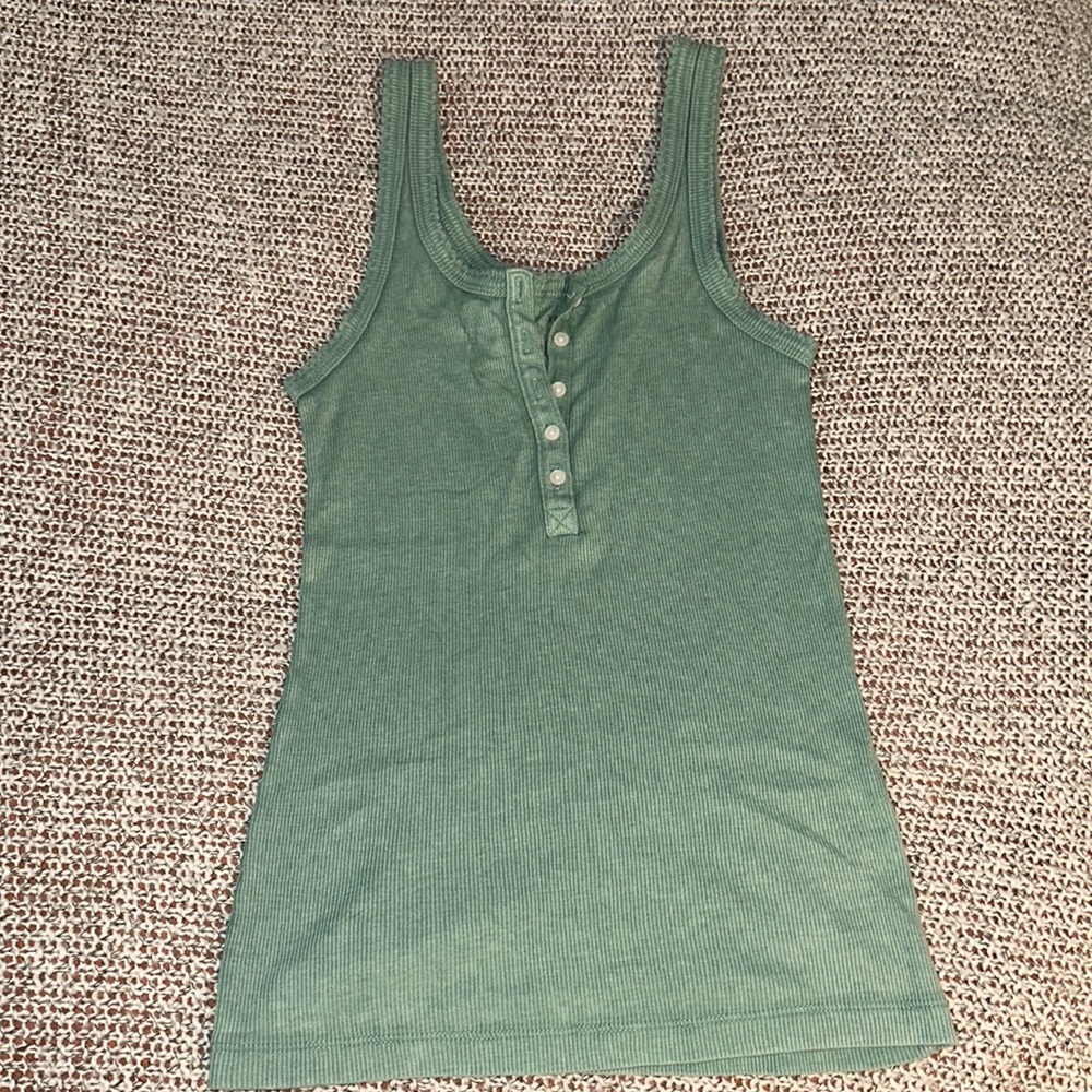 Aerie tank